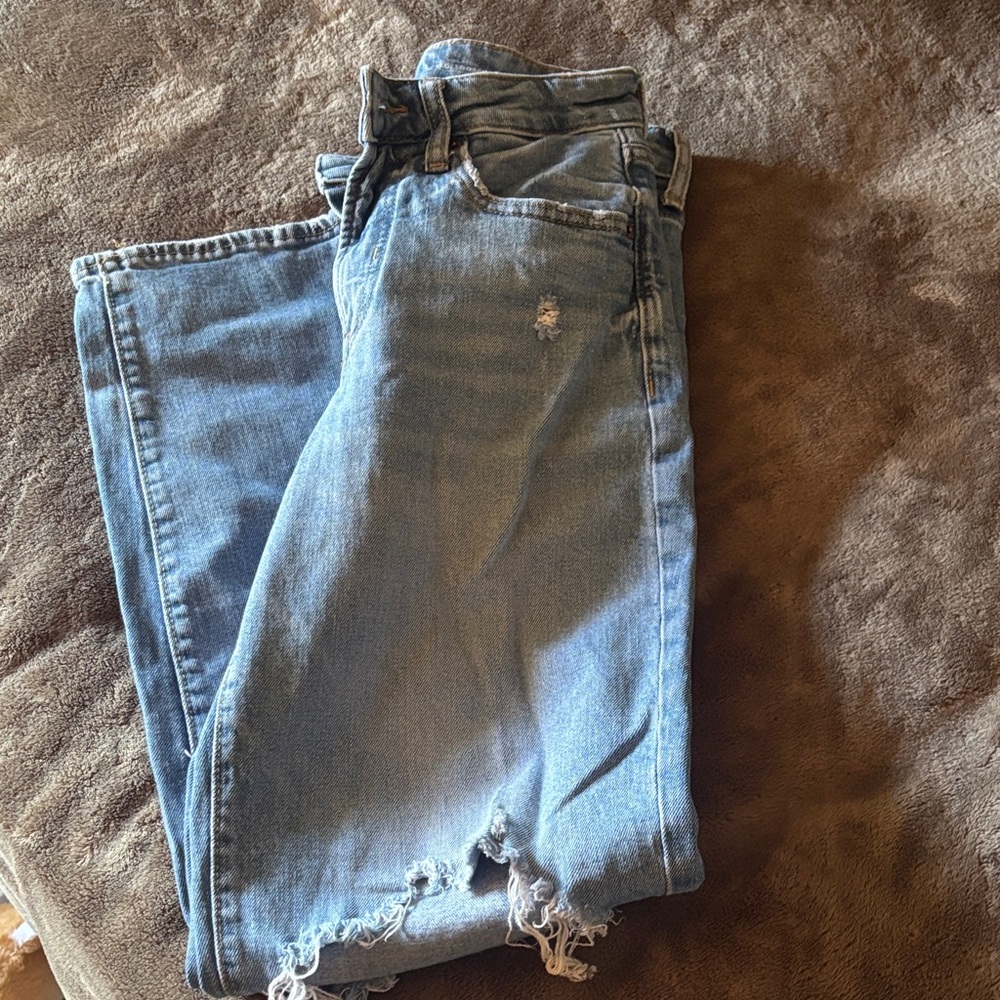 Old Navy Distressed Blue jeans